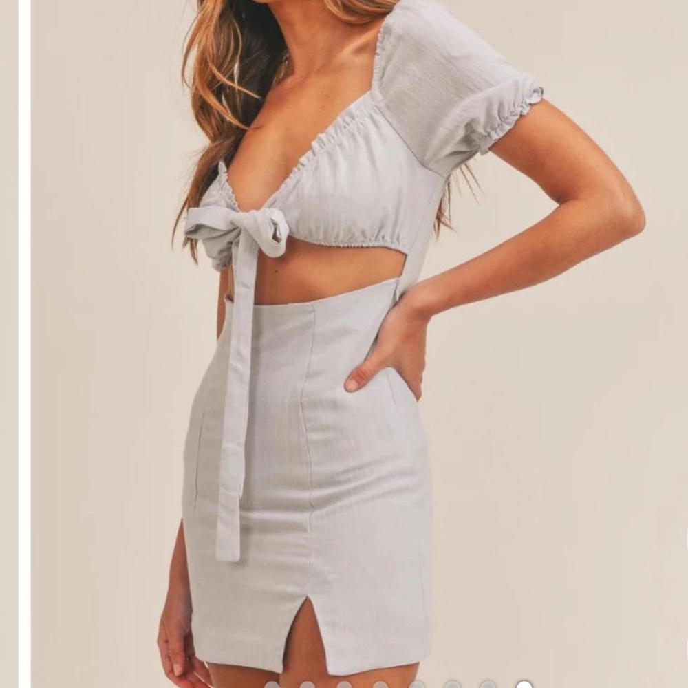 NWT Mable Light Blue Tie-Front Mini Dress Medium